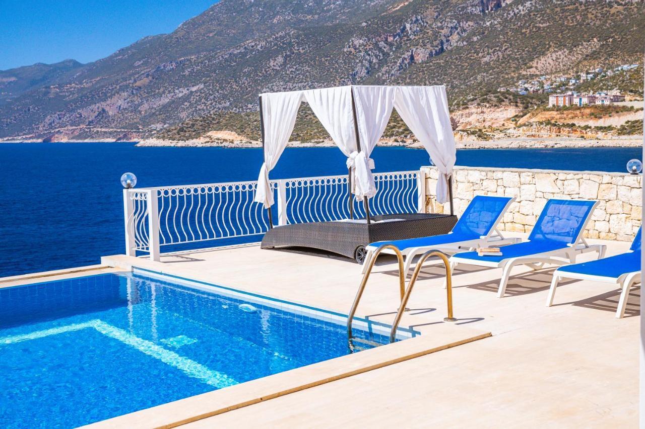 La Kumsal Denize Sifir Ve Ozel Havuzlu Dubleks Suit Kaş Exteriér fotografie