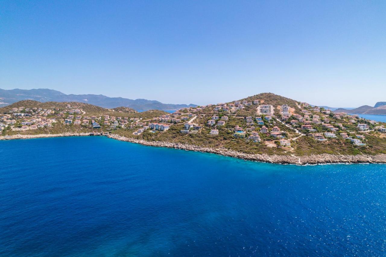 La Kumsal Denize Sifir Ve Ozel Havuzlu Dubleks Suit Kaş Exteriér fotografie